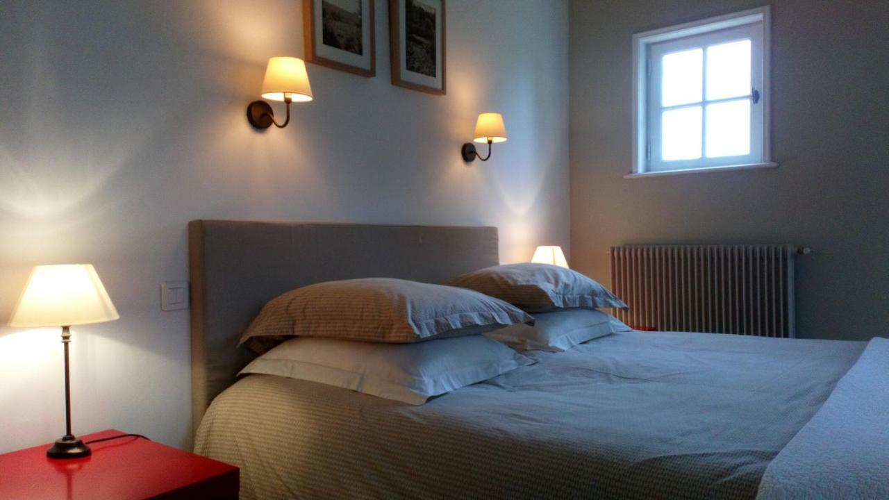 Chambre D'Hotes De La Vallee Bed & Breakfast Montaure Exterior photo